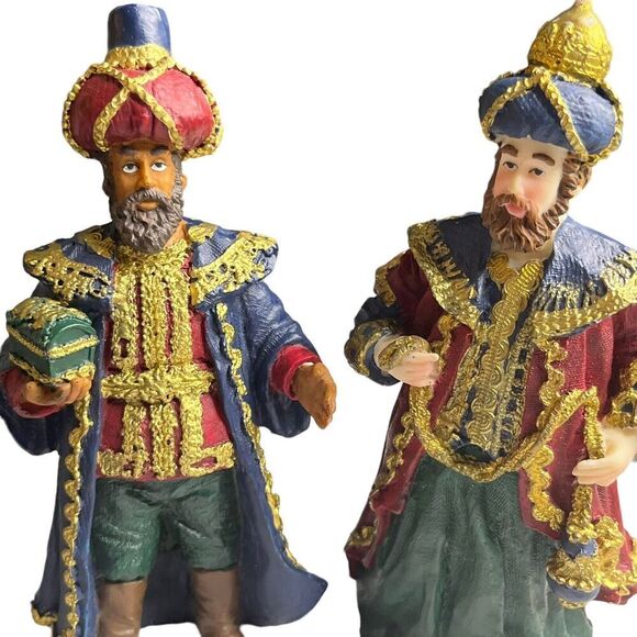 Pier 1 Imports 2 Wise Men Kings Gifts Nativity Hand Painted Resin Figurines 7" - Picture 2 of 15